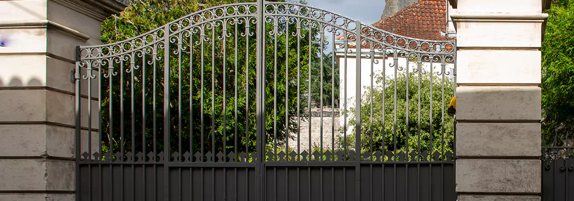 Wooden Swing Gate Repair in Elgin, IL